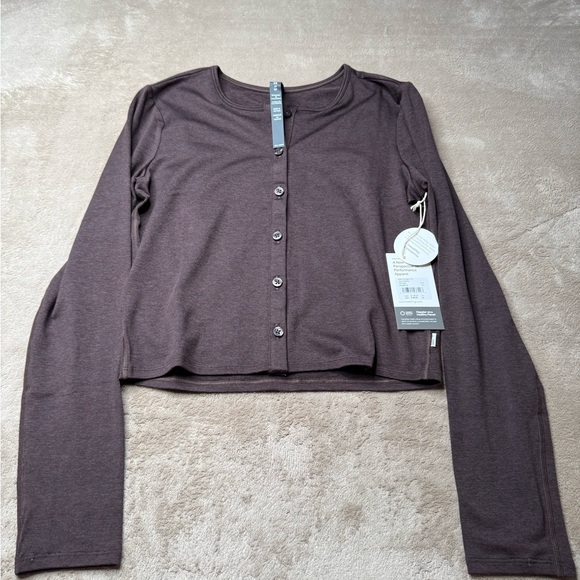 Vuori Tops - Vuori Women's Cropped Button-Front Long Sleeve Top - Dark Brown